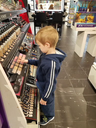 Shopping Mall «St. Clair Square», reviews and photos, 134 St Clair Square, Fairview Heights, IL 62208, USA