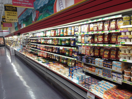 Supermarket «Shoppers Market II», reviews and photos, 14350 E 9 Mile Rd, Warren, MI 48089, USA