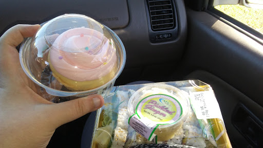 Gourmet Grocery Store «Metropolitan Market Magnolia», reviews and photos, 3830 34th Ave W, Seattle, WA 98199, USA