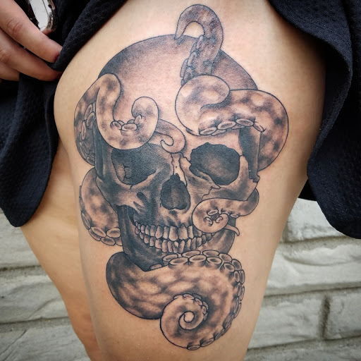 Tattoo Shop «Tattoo Salvation & Piercing Redemption», reviews and photos, 1412 Bardstown Rd, Louisville, KY 40204, USA