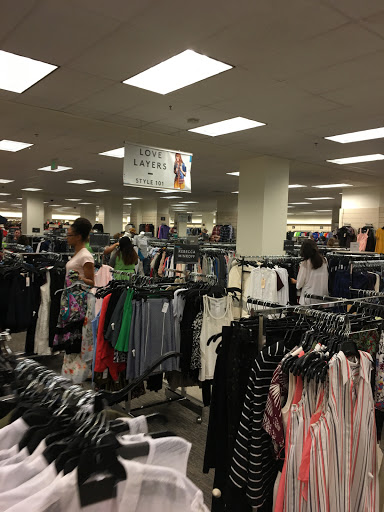 Department Store «Nordstrom Rack Beverly Connection», reviews and photos, 100 N La Cienega Blvd, Los Angeles, CA 90048, USA