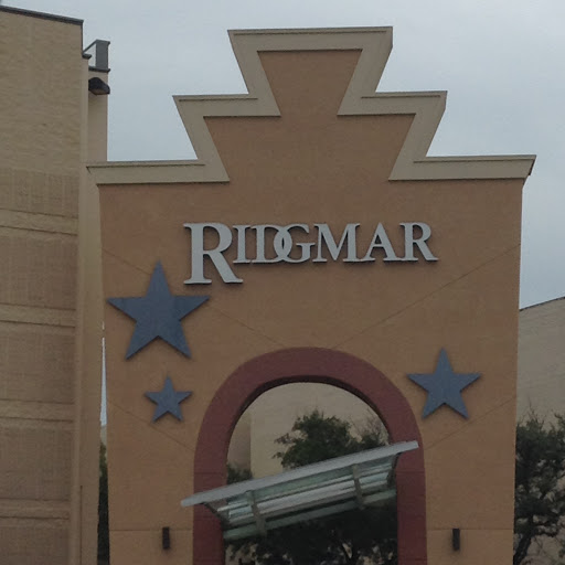 Movie Theater «Cinemark Ridgmar 13», reviews and photos, 2300 Green Oaks Rd, Fort Worth, TX 76116, USA