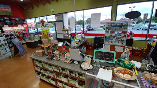 Pet Store «Katie’s PET DEPOT®», reviews and photos, 1941 Foothill Blvd, La Verne, CA 91750, USA