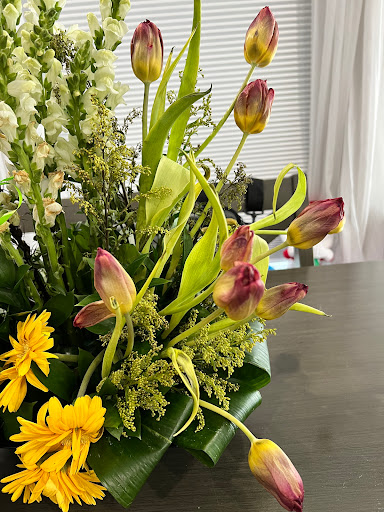 Florist «J & J Flowers and Gifts Shop», reviews and photos, 8366 Pines Blvd, Pembroke Pines, FL 33024, USA