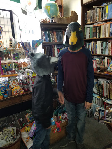 Book Store «Books On Broadway», reviews and photos, 12 W Broadway, Williston, ND 58801, USA