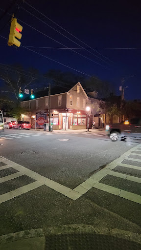 Grocery Store «Coming Street Grocery», reviews and photos, 224 Coming St, Charleston, SC 29403, USA