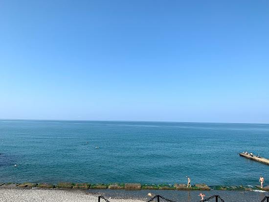 Salut hotel beach
