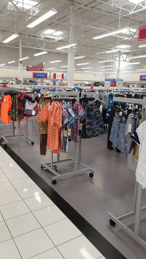 Clothing Store «Burlington Coat Factory», reviews and photos, 3671 N Freeway Blvd, Sacramento, CA 95834, USA
