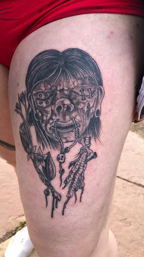 Tattoo Shop «Nine Lives Tattoo», reviews and photos, 61 N Holladay Dr, Seaside, OR 97138, USA