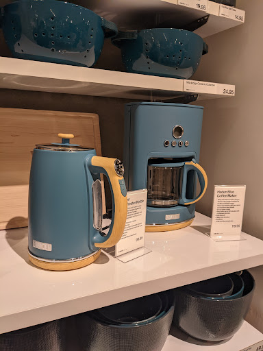 Furniture Store «Crate and Barrel», reviews and photos, 555 Bellevue Way NE, Bellevue, WA 98004, USA