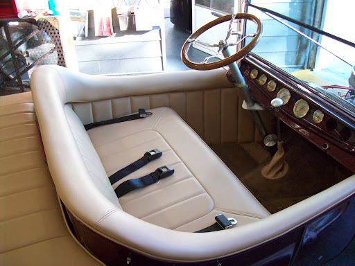 Auto Upholsterer «Carmicle Auto Upholstery», reviews and photos, 310 Williams Point Blvd, Cocoa, FL 32927, USA