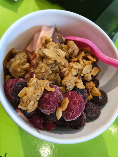 Frozen Yogurt Shop «TartBerry», reviews and photos, 915 SW 9th Ave, Portland, OR 97205, USA