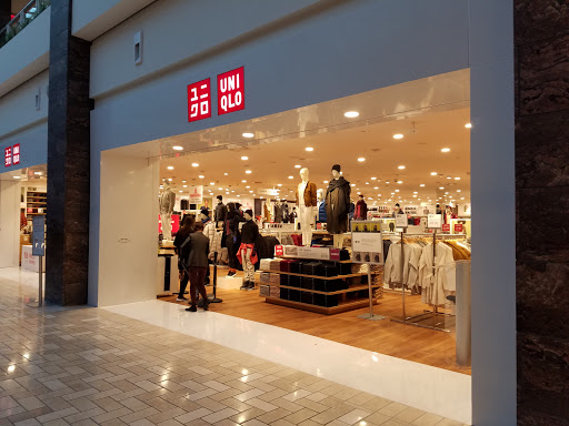 UNIQLO Tysons Corner