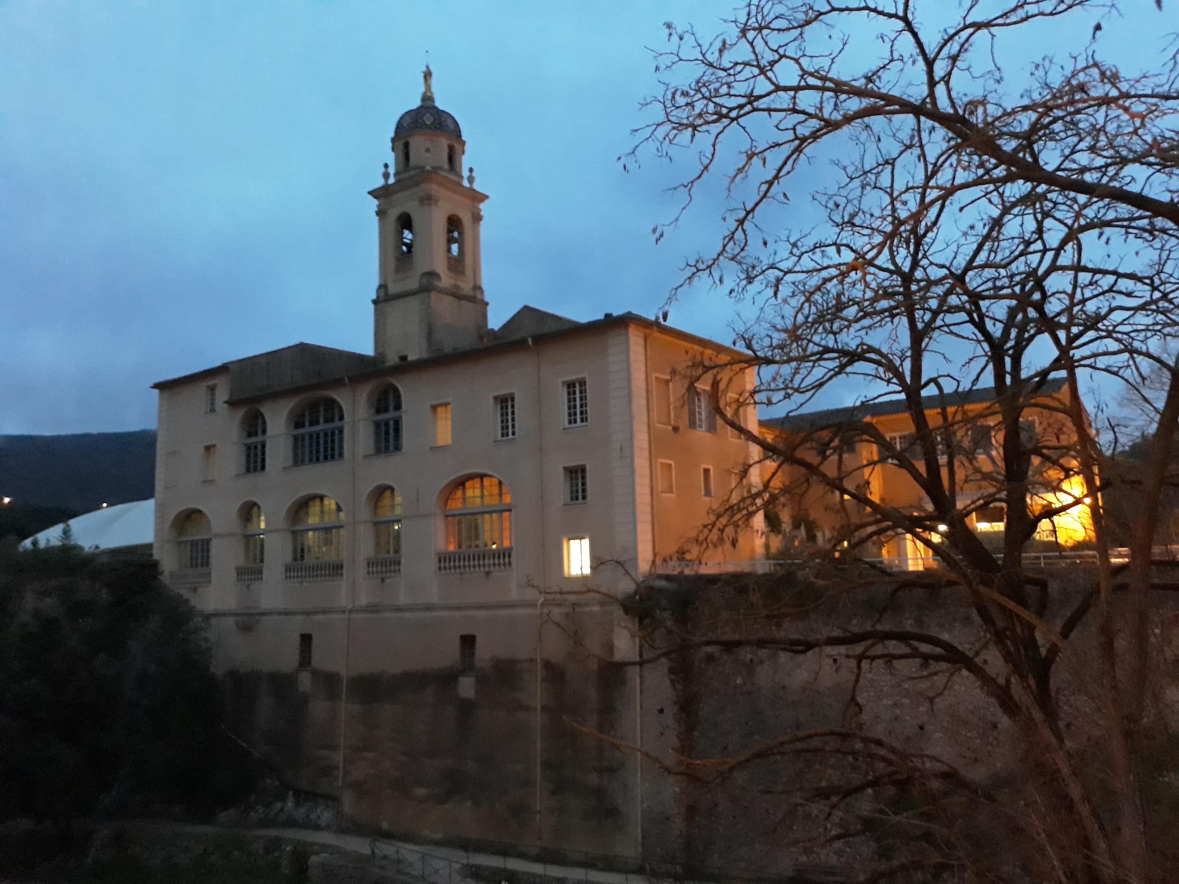 Photo n° 1 de l'avis de Adriano.o fait le 03/04/2019 à 07:32