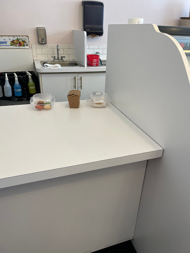 Bakery «Vanilla Bake Shop», reviews and photos, 512 Wilshire Blvd, Santa Monica, CA 90401, USA