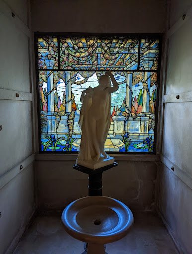 Funeral Home «Wilhelm Portland Memorial Funeral Home», reviews and photos, 6705 SE 14th Ave, Portland, OR 97202, USA