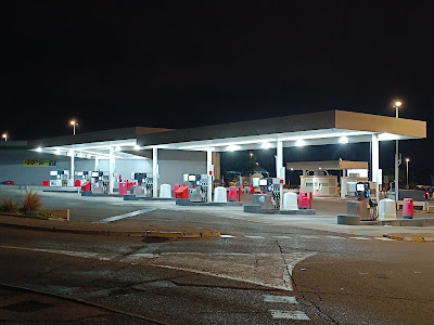 Station Service Carrefour - Vitrolles à Vitrolles