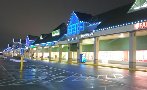 Outlet Mall «Tanger Outlet Tilton», reviews and photos, 120 Laconia Rd, Tilton, NH 03276, USA