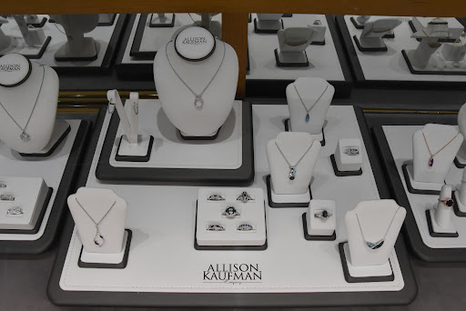 Jeweler «Olde World Jewelers», reviews and photos, 4614 N Illinois St, Fairview Heights, IL 62208, USA