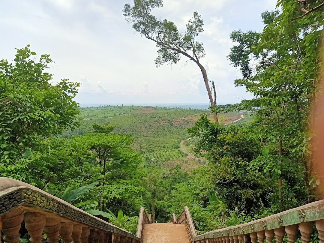 Phnum Tbeng Meanchey, Kamboçya