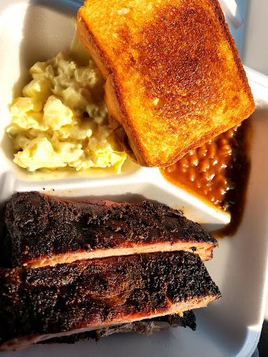 Barbecue Restaurant «Hog Pen Barbecue & Catering», reviews and photos, 800 Walnut St, Conway, AR 72032, USA