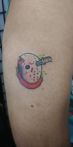 Tattoo Shop «Twilight Tattoo & Body Piercng», reviews and photos, 11826 Long Beach Blvd, Lynwood, CA 90262, USA