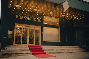 Brasserie 8622 image