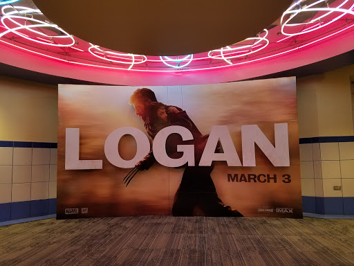 Movie Theater «Regal Cinemas Lincolnshire 21 & IMAX», reviews and photos, 300 Parkway Dr, Lincolnshire, IL 60069, USA