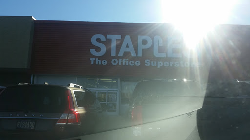 Office Supply Store «Staples», reviews and photos, 1 Chestnut Hill Plaza, Newark, DE 19713, USA