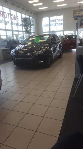 Serra Ford Rochester Hills image 8