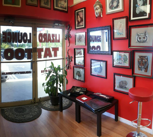 Tattoo Shop «The Lizard Lounge Tattoo Kissimmee», reviews and photos, 4519 S Orange Blossom Trail, Kissimmee, FL 34746, USA