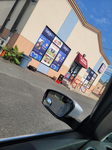 Grocery Store «Supreme Grocery & Halal Meat», reviews and photos, 1412 Stelton Rd, Piscataway Township, NJ 08854, USA