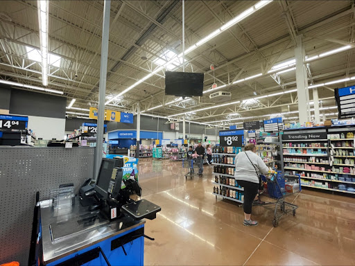 Department Store «Walmart Supercenter», reviews and photos, 2900 Kirk Rd, Aurora, IL 60502, USA