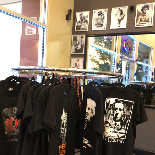 Explore goldendoodle tattoo ideas, creative tattoo ideas in Columbia, available at Newinked Studio