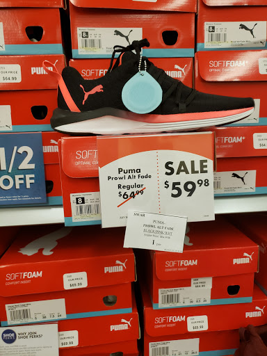 Shoe Store «Shoe Carnival», reviews and photos, 466 Pinnacle Pkwy, Bristol, TN 37620, USA