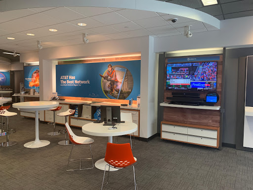 Cell Phone Store «AT&T», reviews and photos, 10315 Silverdale Way NW, Silverdale, WA 98383, USA