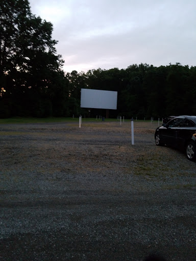 Drive-in Movie Theater «Elm Road Triple Drive-In Theatre», reviews and photos, 1895 Elm Rd NE, Warren, OH 44483, USA
