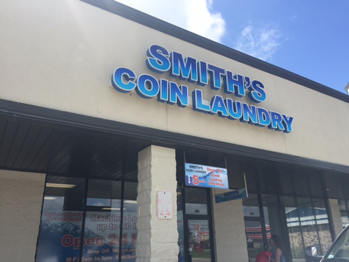 Smiths Coin Laundry