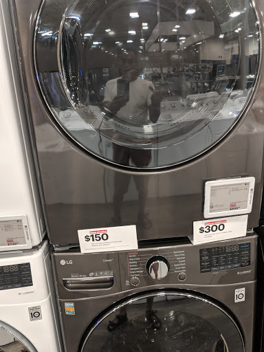 Electronics Store «Best Buy», reviews and photos, 4020 S Tamiami Trail, Sarasota, FL 34231, USA