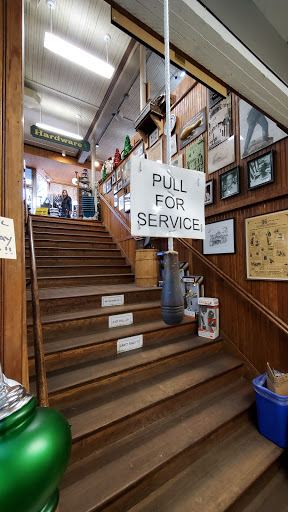 Stores and Shopping «Kelloggs & Lawrence», reviews and photos, 26 Parkway, Katonah, NY 10536, USA