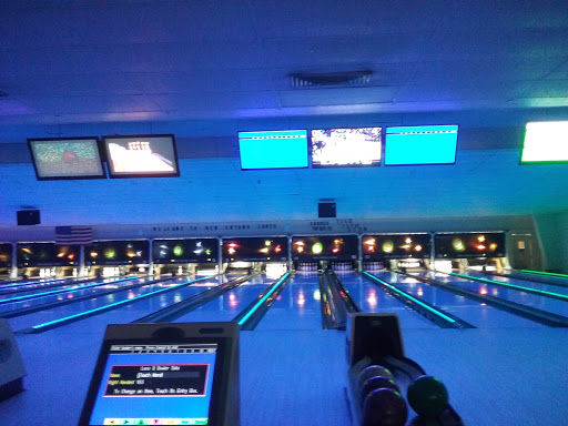 Bowling Alley «New Smyrna Lanes», reviews and photos, 185 N Causeway, New Smyrna Beach, FL 32169, USA