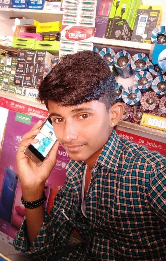 PC Tech Mobiles, Barmer