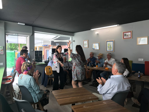 Información y opiniones sobre Comtoque Seville de Sevilla