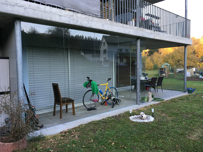 Rezensionen über GlasWerk Naindenel Gläser, Spiegel, Glasbeschläge & Glasbau in Winterthur - Glaser