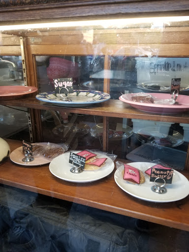 Ice Cream Shop «The Comfy Cow», reviews and photos, 1301 Herr Ln #118, Louisville, KY 40222, USA