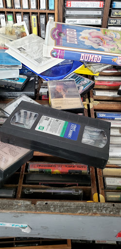 Salvage Yard «Urban Ore», reviews and photos, 900 Murray St, Berkeley, CA 94710, USA