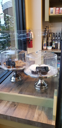 Dessert Shop «Amaretti Desserts San Marco», reviews and photos, 1992 San Marco Blvd, Jacksonville, FL 32207, USA