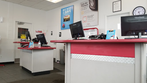 Tire Shop «Discount Tire Store - Taylorsville, UT», reviews and photos, 3665 W 5400 S, Taylorsville, UT 84129, USA