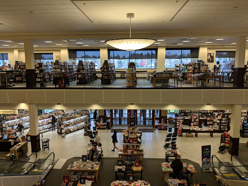 Book Store «Barnes & Noble», reviews and photos, 301 NE Northgate Way, Seattle, WA 98125, USA