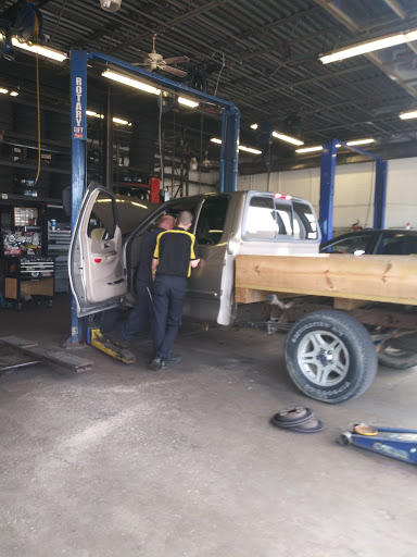 Car Repair and Maintenance «Midas», reviews and photos, 2995 Central Ave, Columbus, IN 47201, USA